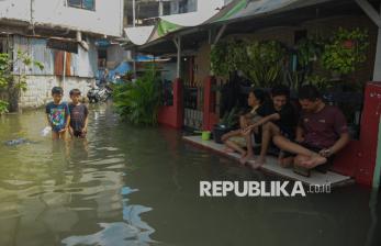 In Picture: Kali Cipinang Meluap, Puluhan Rumah di Kampung Baru Jaktim Terendam Banjir