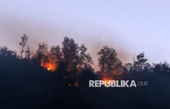 Karhutla Gunung Ijen Meluas, Pemadaman Terkendala Medan Terjal
