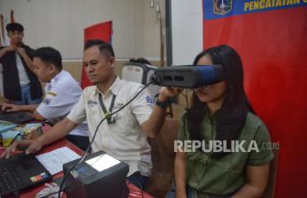 Sudin Dukcapil Jakarta Selatan Rekam Data 258 siswa SMAN 37