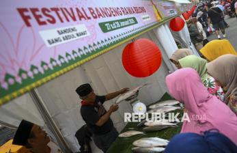 In Picture: Intip Kemeriahan Festival Bandeng Rawa Belong