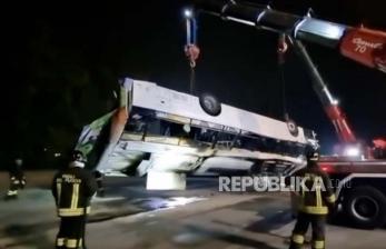 Kecelakaan Bus Maut di Italia, 21 Turis Tewas Ditempat