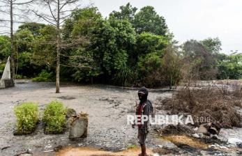 In Picture: Lahan di Serang Terendam Limbah Beracun