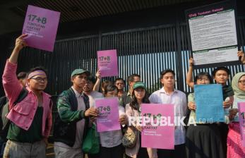 Aktivis dan Influencer Geruduk DPR, Serahkan Dokumen 17+8 Tuntutan Rakyat
