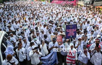 Menkeu: Pemerintah Belum Kaji Rekrut PNS Baru dan Naik Gaji 2026