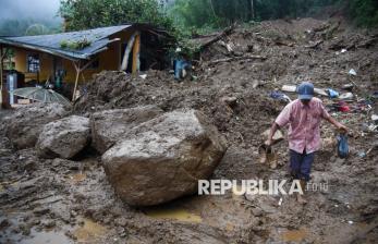 Intensitas Hujan Tinggi Sebabkan Longsor Susulan di Karo