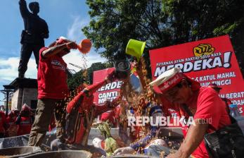 Peternak Ayam Gelar Aksi Demo, Soroti Mahalnya Harga Jagung untuk Pakan Ternak