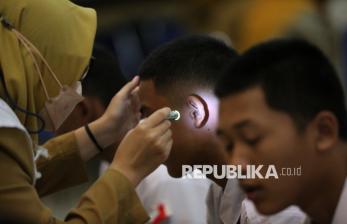 In Picture: Antusiasme Siswa Ikuti Pelaksanaan Program Cek Kesehatan Gratis