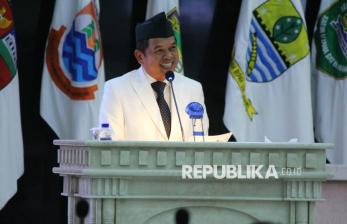 Dedi Mulyadi Angkat Remaja Tenggak Racun di Cirebon Sebagai Anak Asuh 