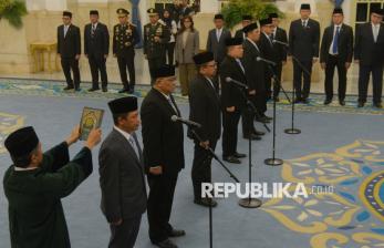 Reshuffle Kabinet, Presiden Prabowo Lantik 6 Pejabat Negara 