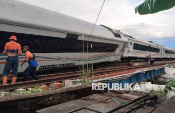 Kereta Api Purwojaya Anjlok di Bekasi, Seluruh Penumpang Selamat
