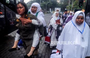 In Picture: Pelepasan Jamaah Calon Haji Kabupaten Bogor