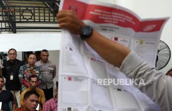 In Picture: Proses Penghitungan Ulang Surat Suara di Pidie Jaya