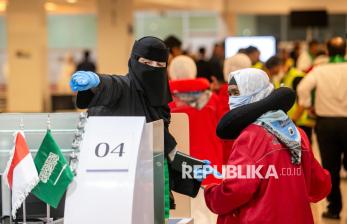 Melihat Layanan Fast Track Haji di Bandara Adi Soemarmo