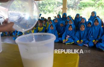Belajar Membuat Yogurt, Eduwisata Seru Siswa SD di Pesantren Pertanian Bogor