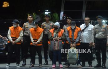 In Picture: Enam Orang Diamankan KPK dalam OTT Kasus Korupsi di Kalsel