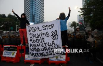 Deretan Foto Aksi Mahasiswa Peringati Sumpah Pemuda di Thamrin dan Bundaran HI