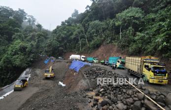 Pemerintah Percepat Perbaikan Jalan Lintas Bengkulu