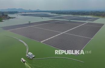 Menilik Progres PLTS Terapung Karangkates yang Ditargetkan Beroperasi Tahun Ini