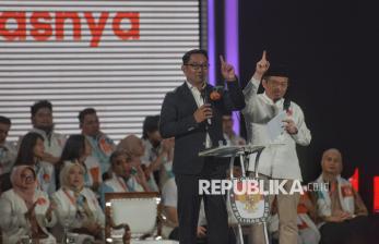 Sempat Saling Serang dengan Pramono di Debat, Ridwan Kamil: <em>Enggak</em> Usah Dibawa Baper