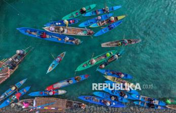 Parade Perahu Hias Semarakkan Laut Wakatobi, Angkat Budaya Maritim Suku Bajo