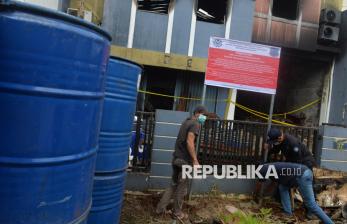 Gudang Pestisida di Tangsel Disegel KLH