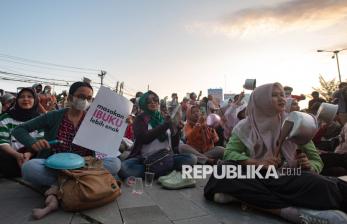 Marak Kasus Keracunan MBG, Puluhan Ibu-Ibu di Yogya Gelar Aksi Keprihatinan 