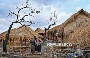 Wisata Desa Adat Sade Kembali Menggeliat Pascakebakaran