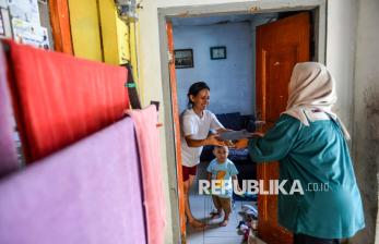 Balita dan Ibu Hamil di Bandung Terima Paket MBG