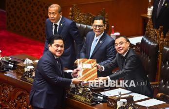 In Picture: Rapat Paripurna DPR Sahkan RUU BUMN Jadi Undang-Undang