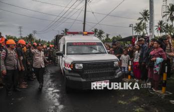 2 Pendaki Singapura Korban Erupsi Gunung Dukono Ditemukan, Jenazah Dievakuasi ke RSUD Jailolo