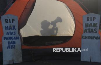 Aksi Hari Bumi di DPR Soroti Ancaman Krisis Iklim