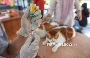 Sudin KPKP Jaksel Gelar Pemberian Vaksin Rabies Gratis