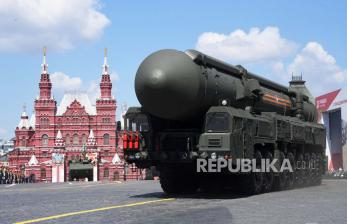 Rusia Tembakkan Rudal Berkemampuan Nuklir ke Ukraina