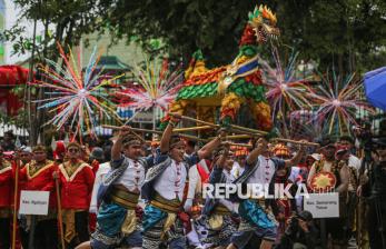 In Picture: Kemeriahan Tradisi Kirab Dugderan Sambut Ramadhan di Semarang