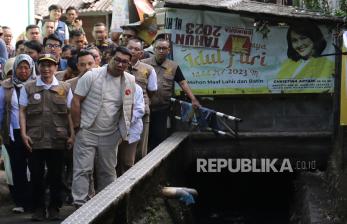 Blusukan ke Pancoran, Ridwan Kamil Dengarkan Keluh Kesah Warga