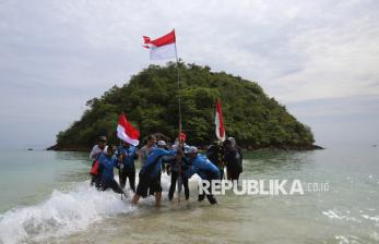 In Picture: Saat Merah Putih Berkibar di Pulau Tun Aceh
