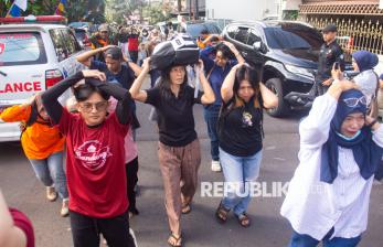 Warga Bandung Dilatih Kesiapsiagaan Hadapi Bencana Gempa Bumi