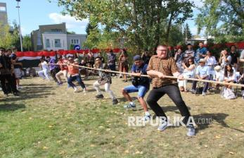 Keseruan Pesta Rakyat HUT ke-80 RI di KBRI Warsawa