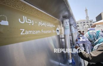In Picture: Melihat Layanan Air Zamzam di Masjidil Haram