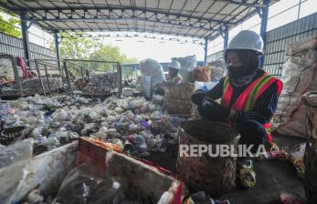 In Picture: Intip Cara Pengolahan Sampah di TPA Talang Gulo Jambi