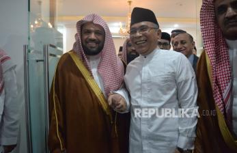 In Picture: Momen Kebersamaan Ketum PBNU dengan Imam Masjid Nabawi 