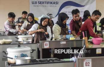 Tingkatkan Keterampilan, 18 Juru Masak MBG di Ciamis Ikuti Pelatihan
