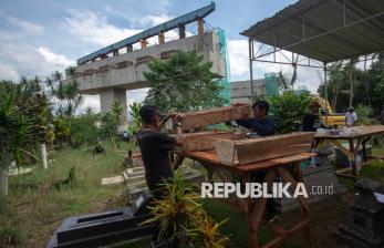 In Picture: Ratusan Makam Terdampak Proyek Tol Yogya-Bawen Direlokasi