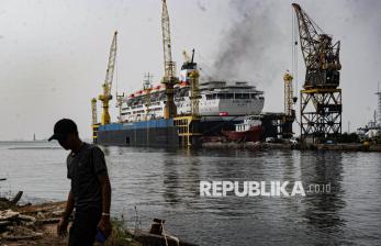 In Picture: KM Dorolonda Terbakar di Pelabuhan Tanjung Priok, Tidak Ada Korban Jiwa
