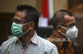 In Picture: Dua Terdakwa Kasus Korupsi Pengadaan Pesawat Garuda Jalani Sidang Tuntutan