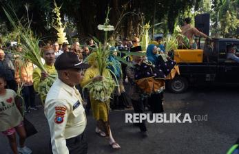 Tradisi Manten Tebu Tandai Musim Giling di Tulungagung