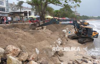 Abrasi Ancam Pantai Kuta, Begini Upaya Penanganan yang Dilakukan