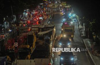 In Picture: Bikin Macet, Gubernur Pramono Minta Proyek Galian Mangkrak di Jakarta Ditertibkan