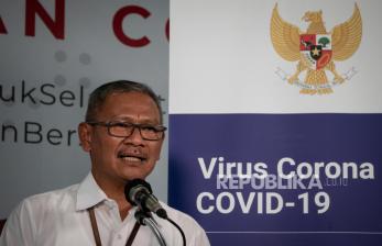 Juru Bicara Pemerintah untuk Penanganan Covid-19 Achmad Yurianto menyampaikan keterangan pers di Graha BNPB, Jakarta, Kamis (26/3/2020).