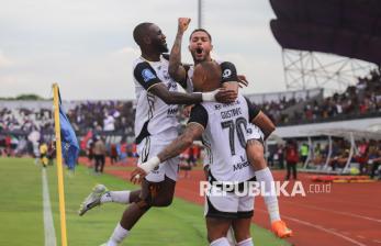 Persija Jakarta Taklukkan Persita Tangerang 2-0